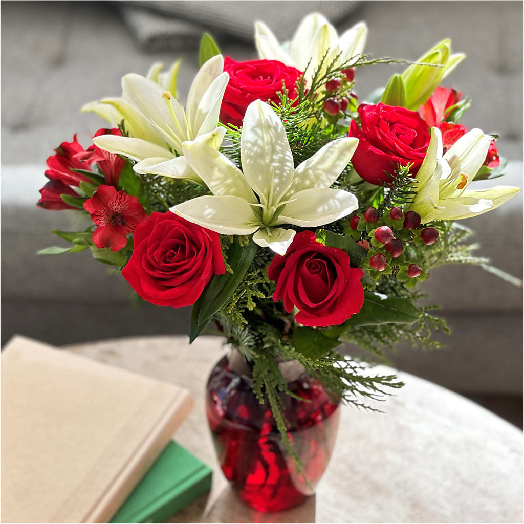 Evergreen Delight Bouquet – EDDY'S FLOWERS, Norwalk CA