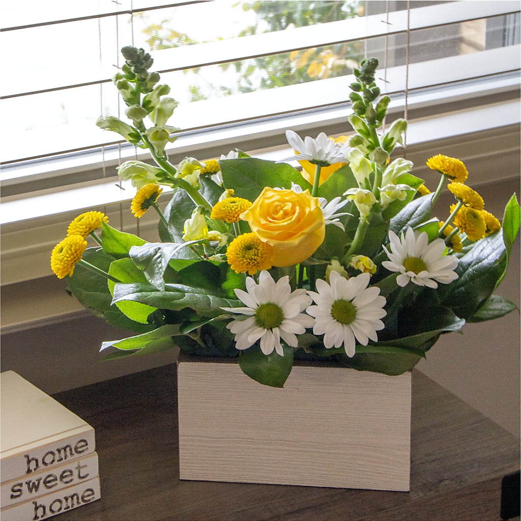 Sun Salutation Box Bouquet – EDDY'S FLOWERS, Norwalk CA