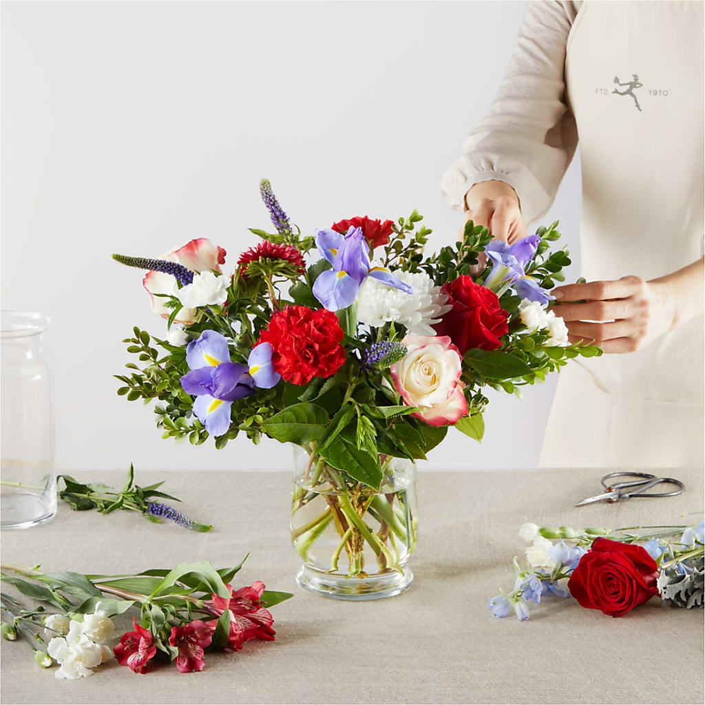 Star Spangled - A Florist Original – EDDY'S FLOWERS, Norwalk CA
