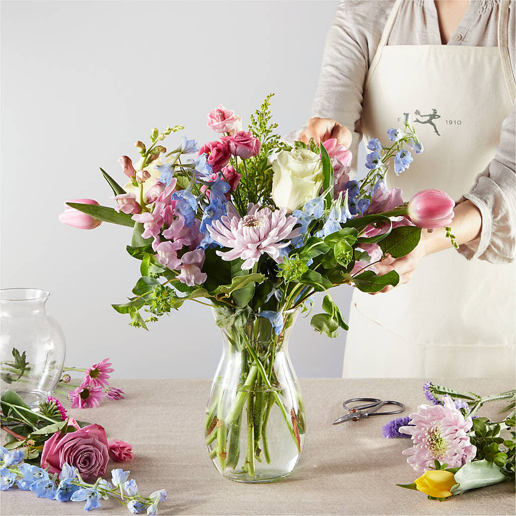Pastel Tradition - A Florist Original – EDDY'S FLOWERS, Norwalk CA