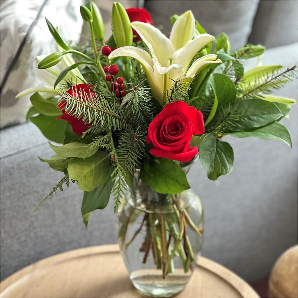 Sparkling Snowflakes Bouquet – EDDY'S FLOWERS, Norwalk CA