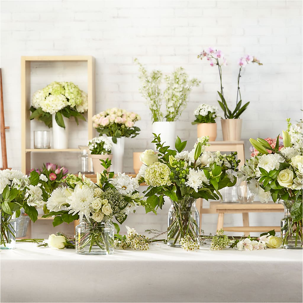 Classic Ivory – A Florist Original – EDDY'S FLOWERS, Norwalk CA