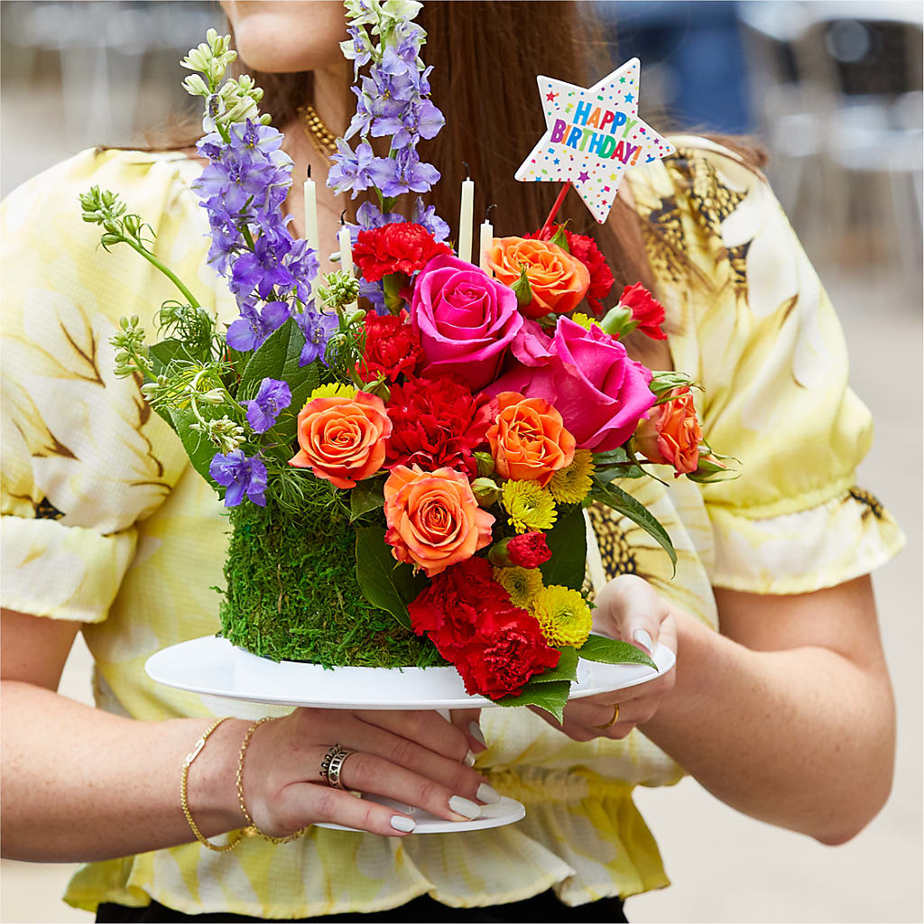 Best Year Yet Floral Cake – EDDY'S FLOWERS, Norwalk CA